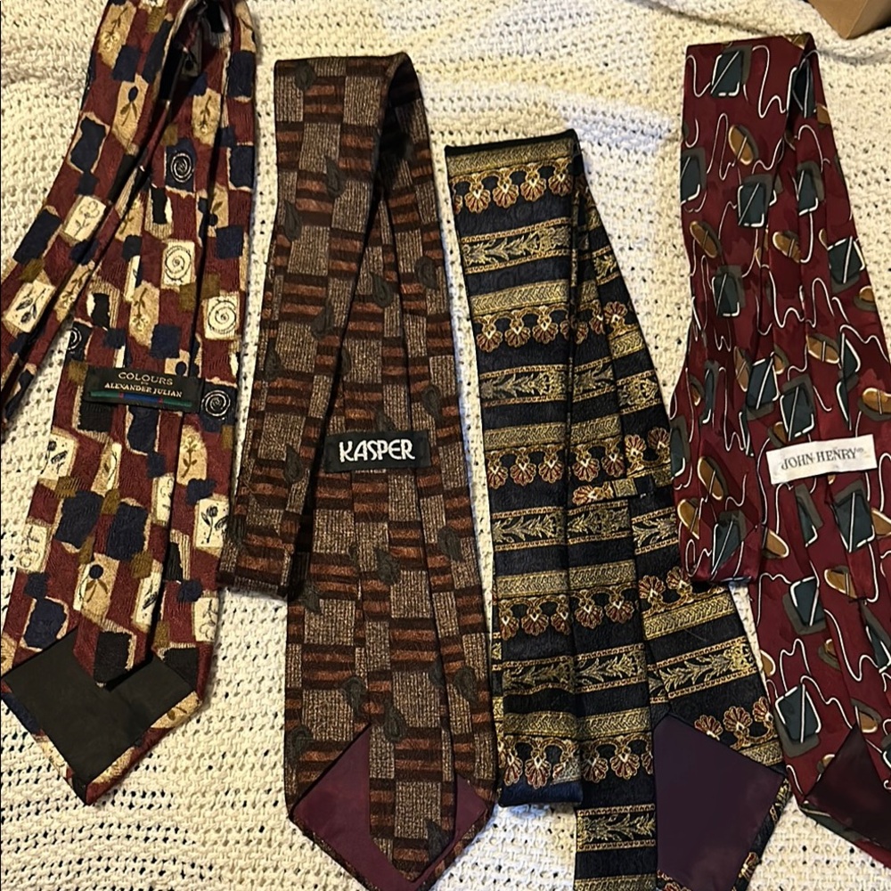 Bundle of 4 Vintage 90’s Floral Silk Neckties - Picture 2 of 11
